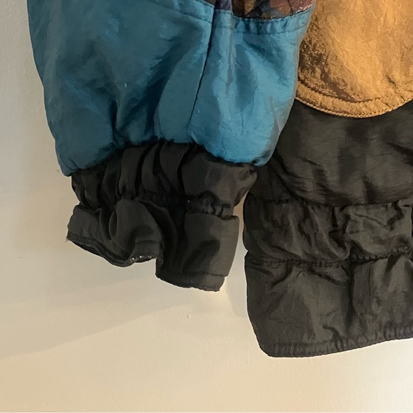 Vintage Puffy Jacket - Picture 4 of 7